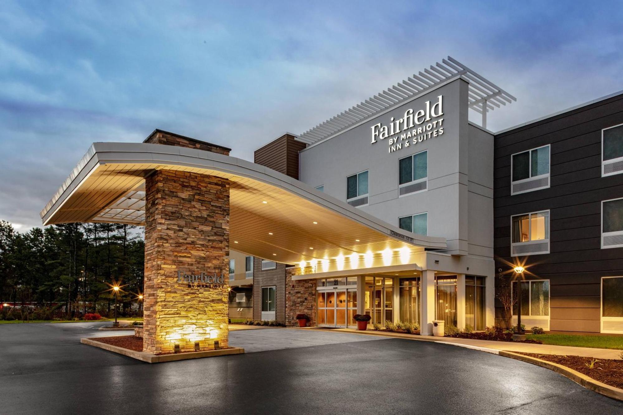 Fairfield Inn & Suites By Marriott Queensbury Glens Falls/Lake George Buitenkant foto
